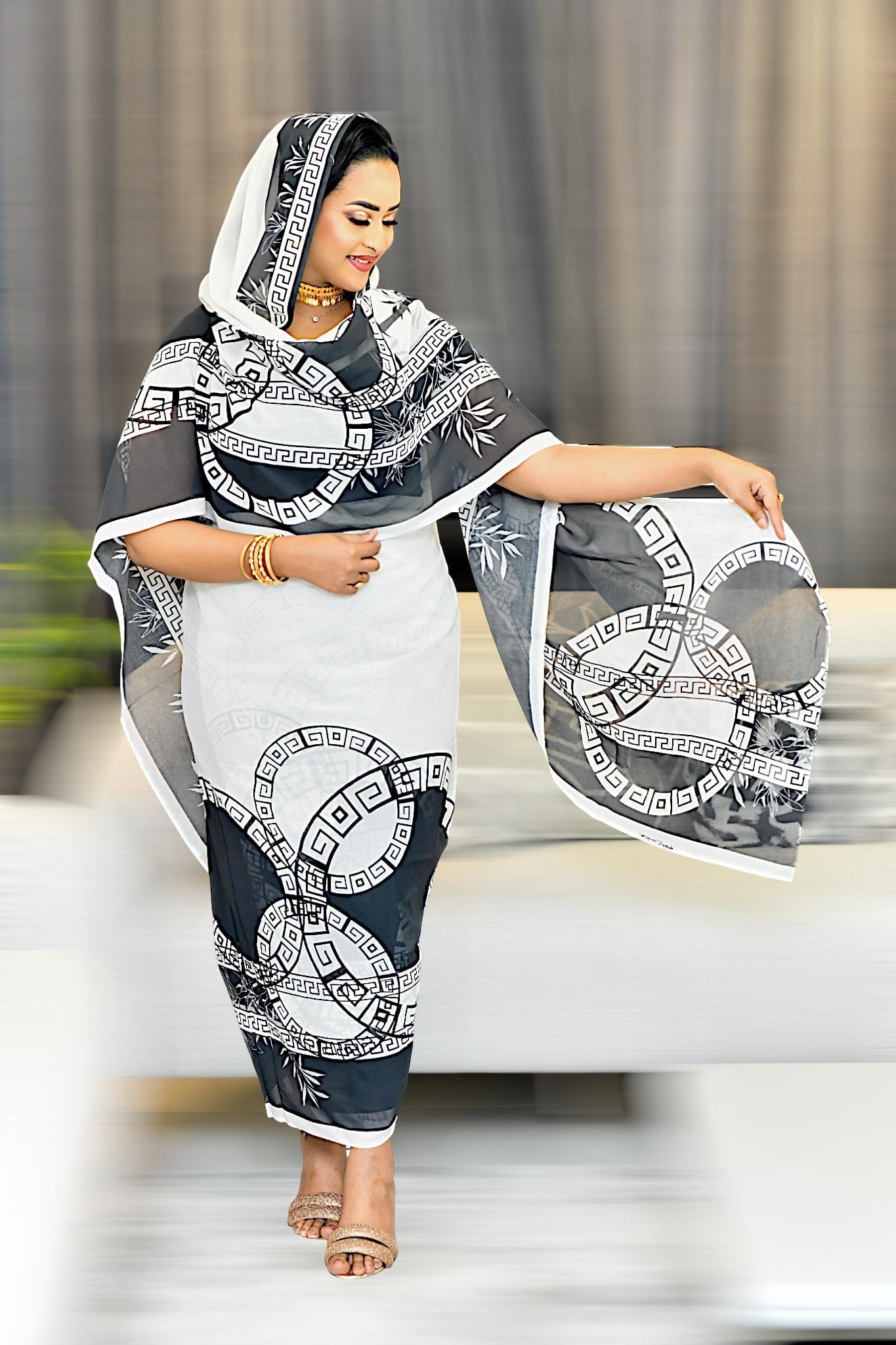 Alta Moda - Black White Roman Pattern