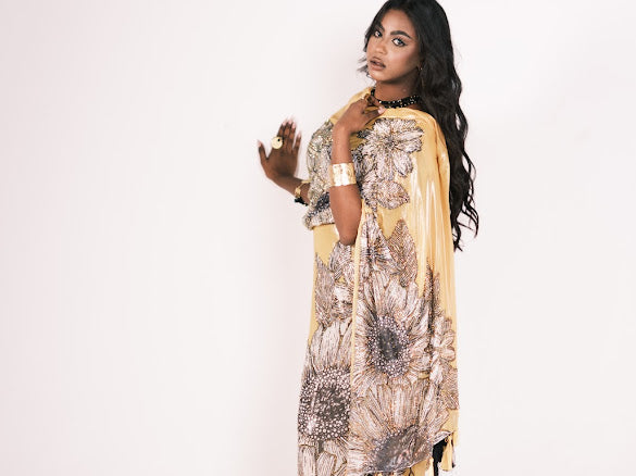 Hand Painted Glitter Toub - Yellow Sunflower Toub