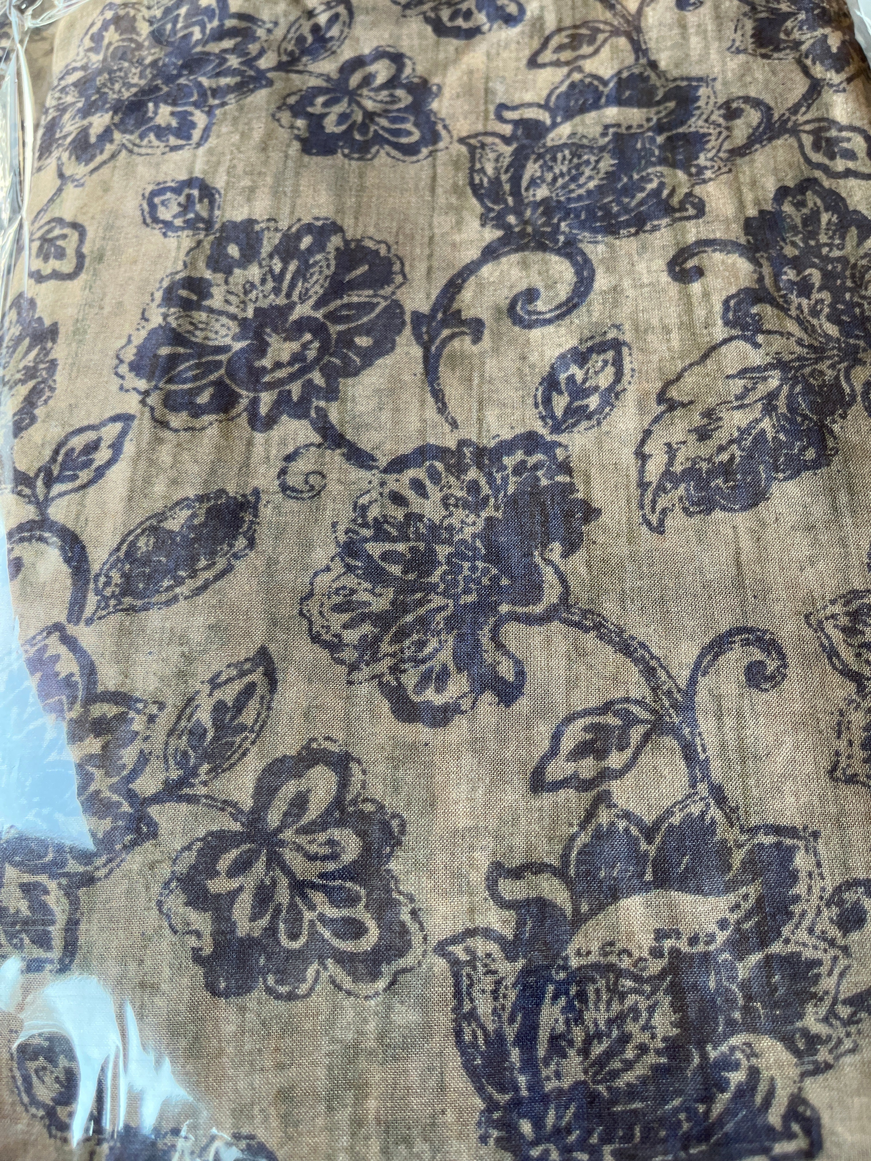 Cotton Blend Toub - Hazel Navy Floral