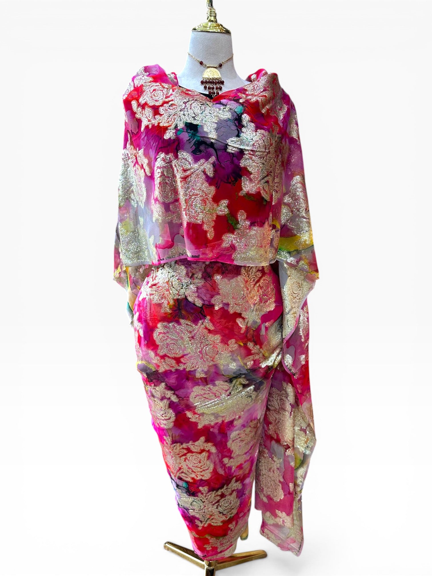 Silk Chiffon with Jacquard - Pink Roses