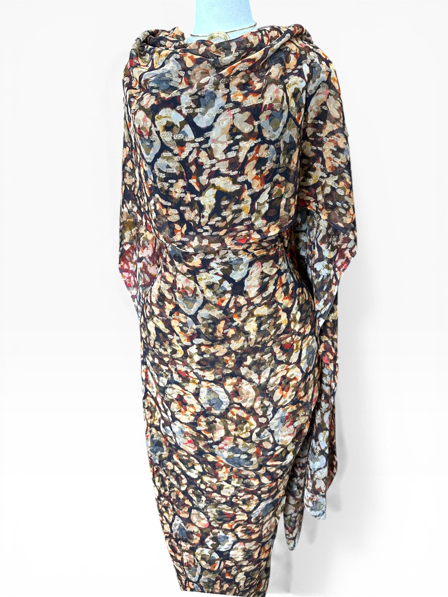 Silk Chiffon with Jacquard  - Soft Blossoms (Black/Amber)