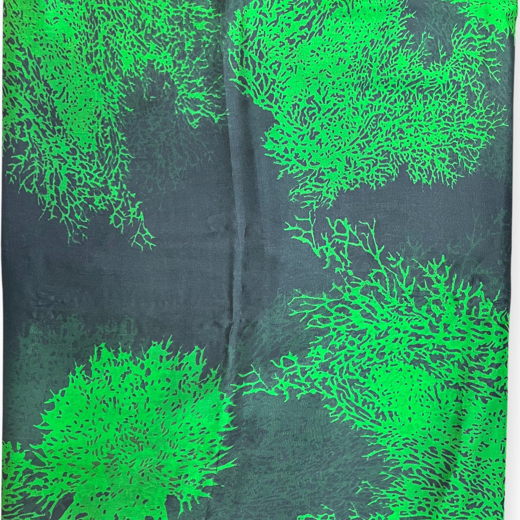 Silk Toub - Dark Green with Light Green Trees