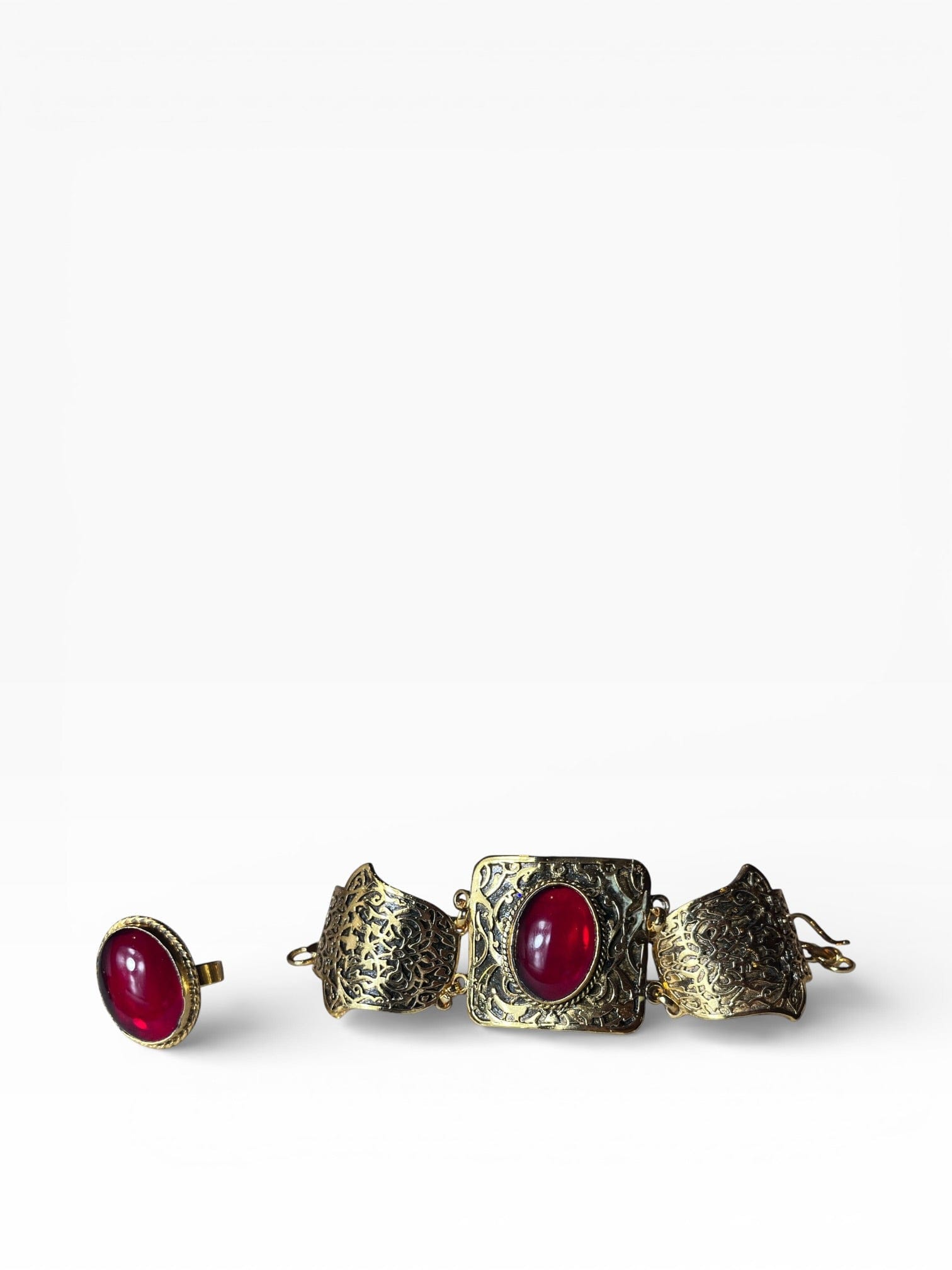 Statement Set - Red Stone