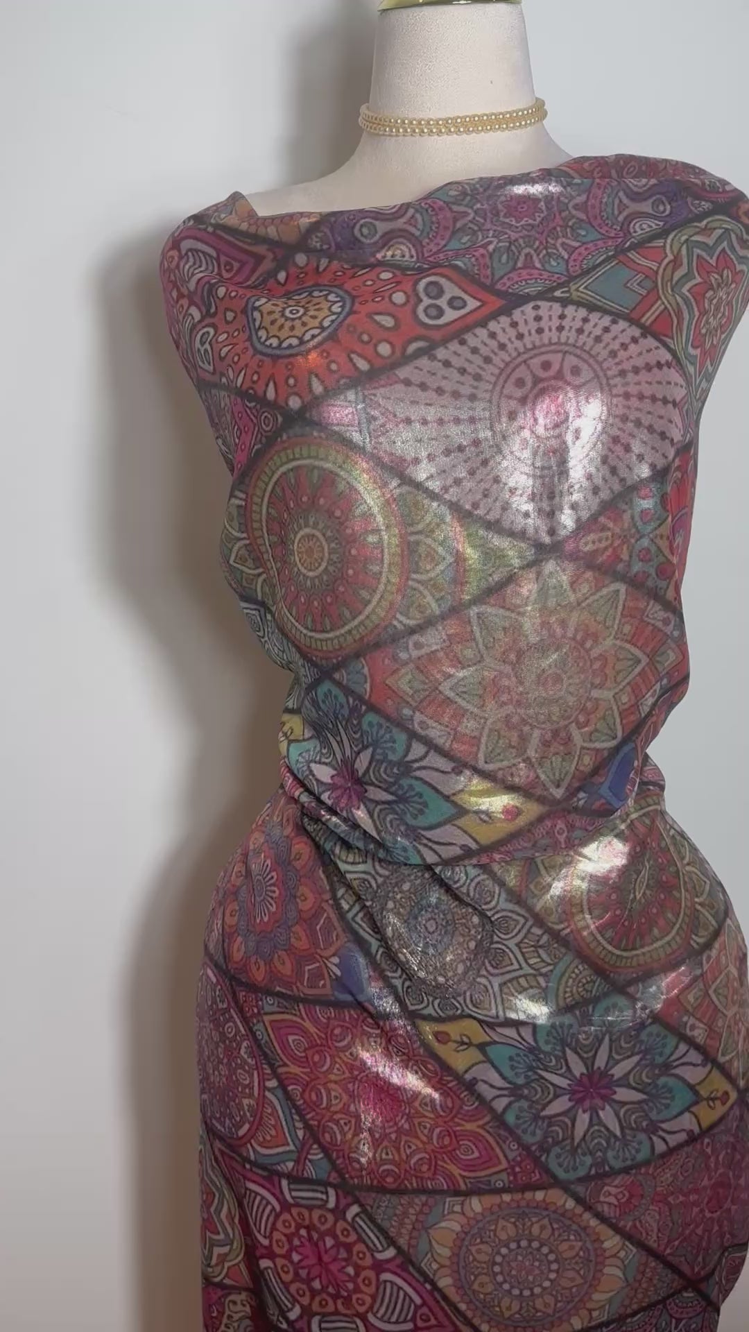Lame Chiffon Toub - Paisley Daimonds